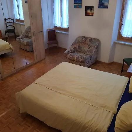 Pensione Novaggio 2* Novaggio